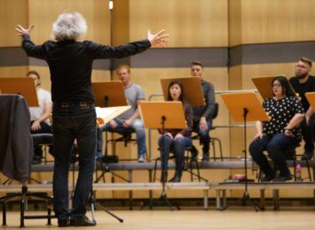 Filharmonicy inaugurują 77. sezon artystyczny w piątek 17 IX