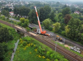 Duża inwestycja wymiany elementów mostów na trasie PKP Częstochowa Gnaszyn i Częstochowa Stradom