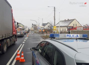 Gmina Ciasna: Wypadek w Glinicy. W kosz podnośnika uderzyła ciężarówka, zginął 53-letni mężczyzna. Sprawą zajęła się prokuratura