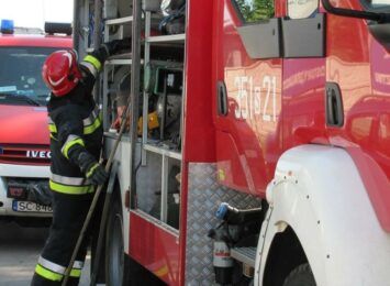 Samorządy gminne i wojewódzki a także mieszkańcy w B.O. wspierają strażaków