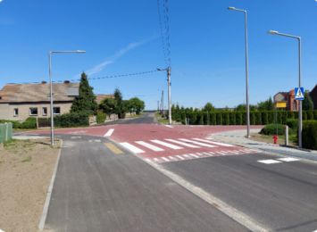 Zakończyła się przebudowa jednej z dróg w powiecie lublinieckim. Chodzi o ulicę Szkolną w Wędzinie