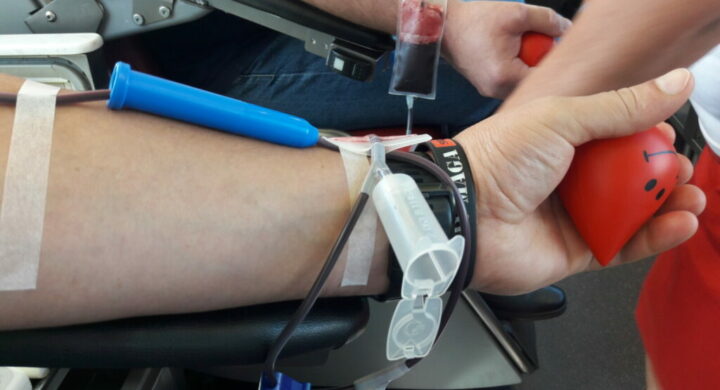 Akcja krwiodawstwa na Politechnice HDK Legion Akcja krwiodawstwa Zbiórka krwi w Częstochowie częstochowscy krwiodawcy